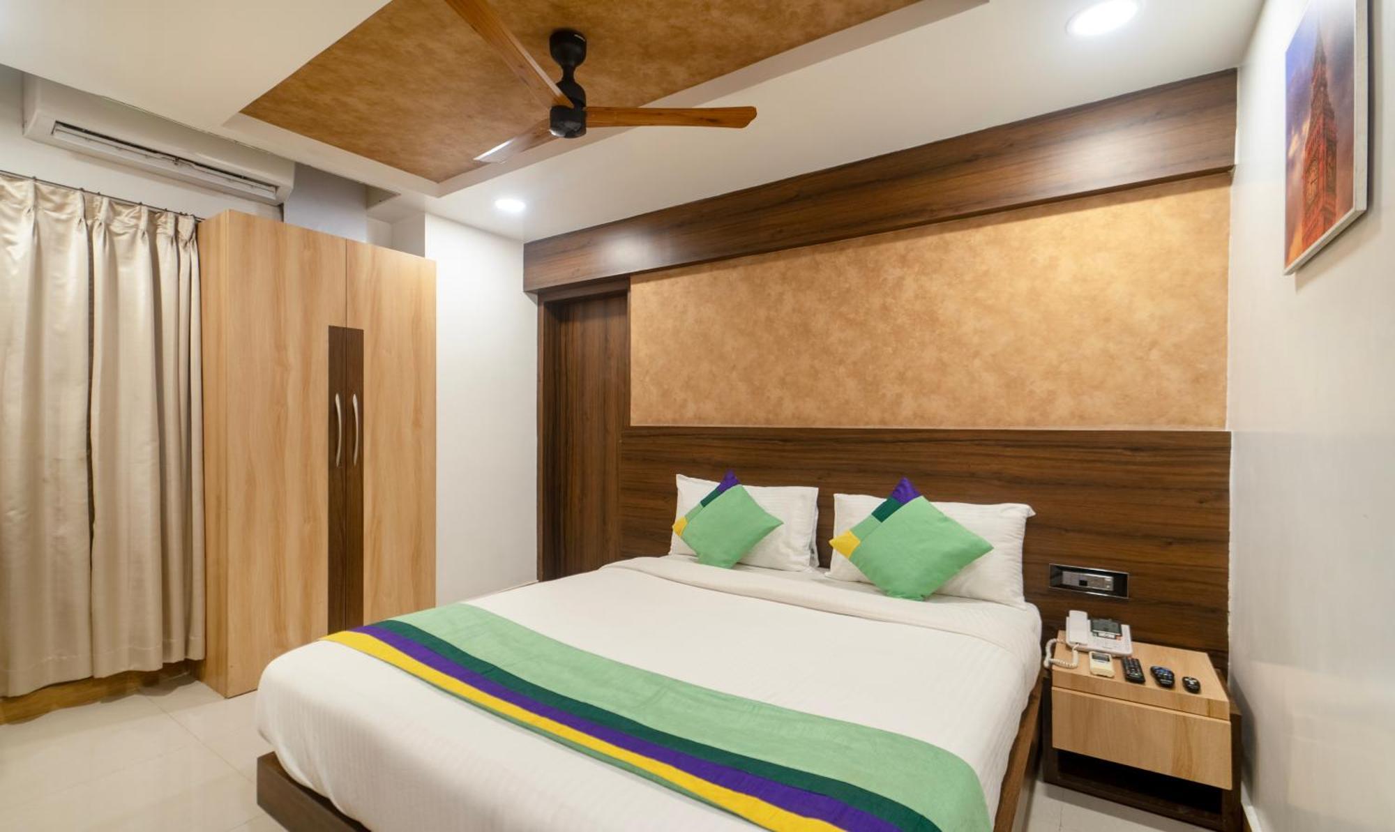 Treebo Golden Swan Pammal Hotel Chennai Exterior foto