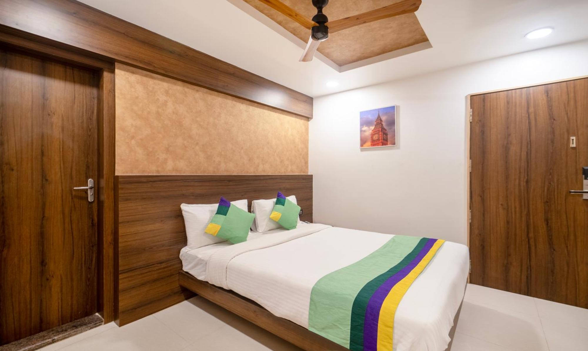 Treebo Golden Swan Pammal Hotel Chennai Exterior foto