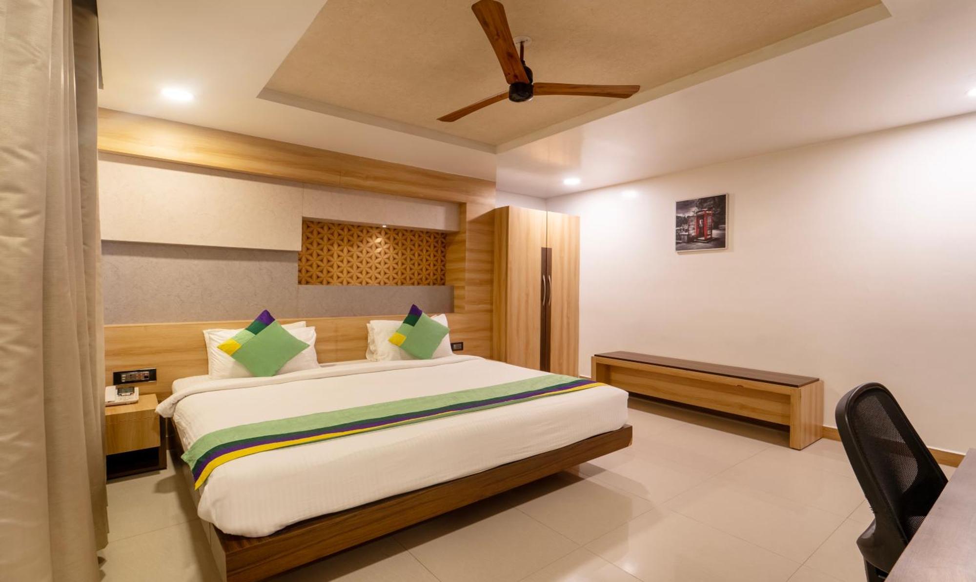 Treebo Golden Swan Pammal Hotel Chennai Exterior foto
