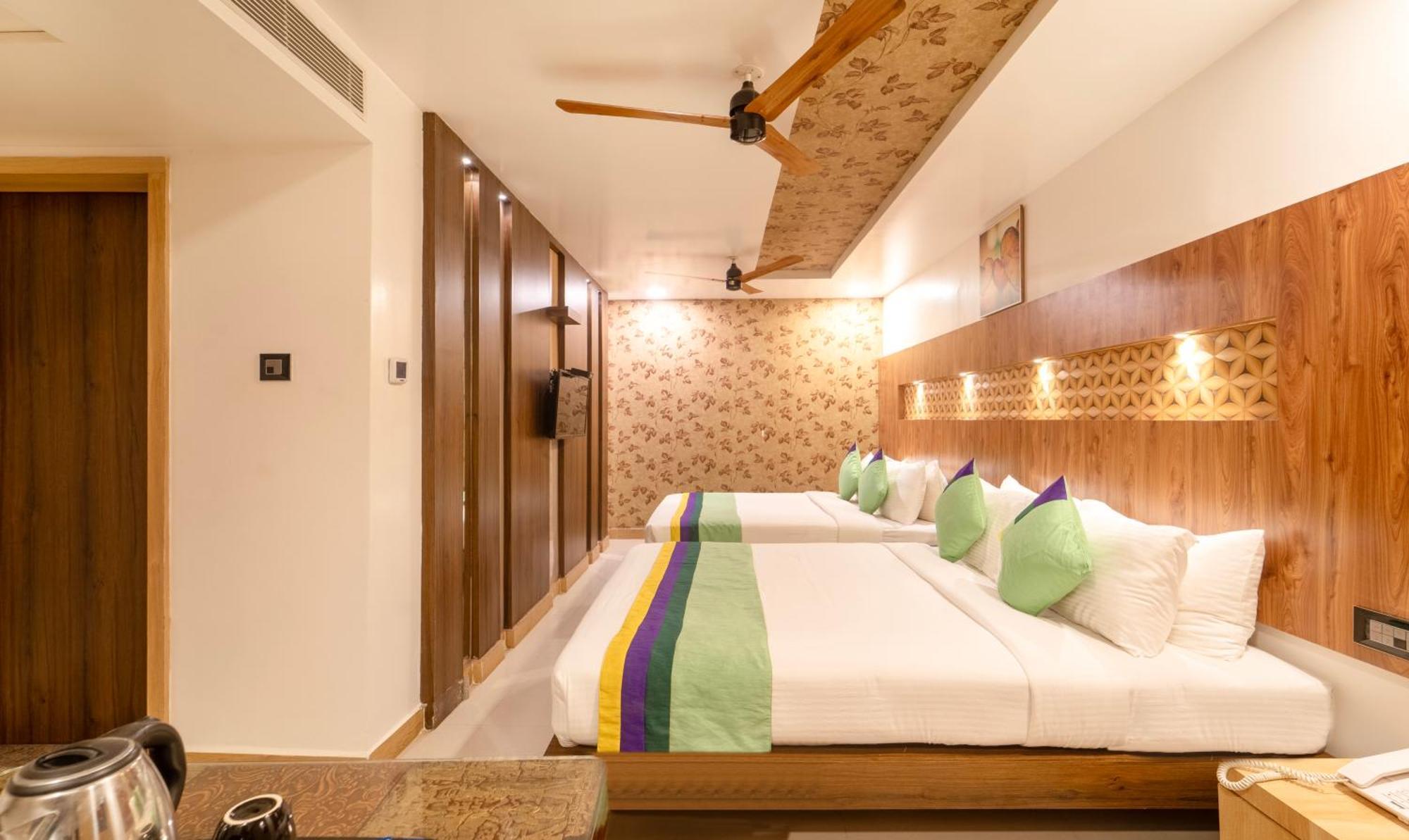 Treebo Golden Swan Pammal Hotel Chennai Exterior foto