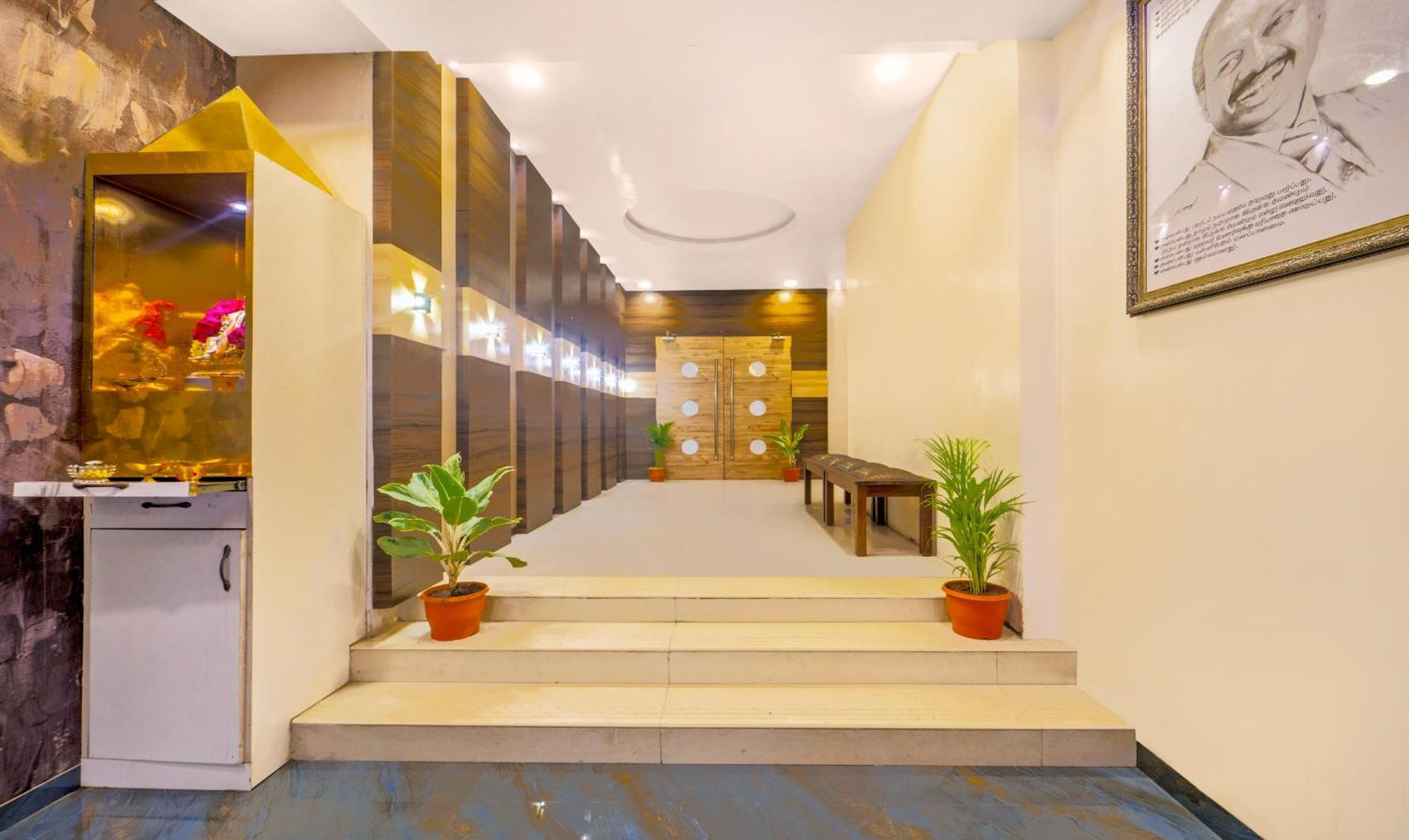 Treebo Golden Swan Pammal Hotel Chennai Exterior foto